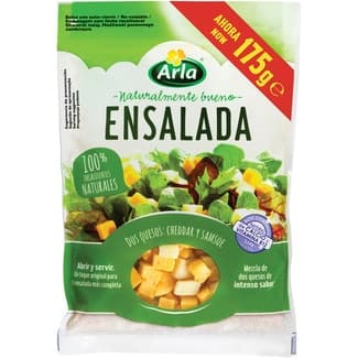 Surtido de Quesos en Dados para Ensalada Cheddar y Samsoe de Vaca Elaborados con Leche Pasteurizada Arla