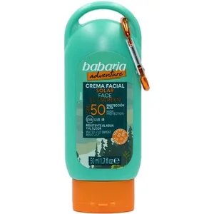 Adventure Crema Solar Facial Spf-50 Alta Protección Resistente al Agua + Regalo de Mosquetón Babaria