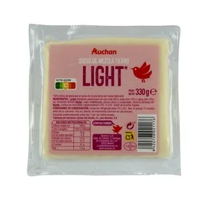 Auchan Queso Tierno Mezcla (vaca, Oveja y Cabra) Light 330 G. Producto Alcampo