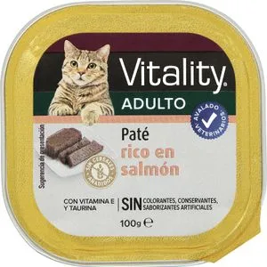 Comida Húmeda Gatos Rico en Salmón 100 Gr