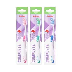 Producto Alcampo Complete Cepillo de Dientes con Raspador de Lengua y Filamentos Suaves.