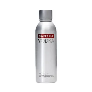 Danzka Vodka de Calidad Premium, Elaborado con Trigo Integral Danés Botella 70 Cl. 700 ML