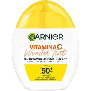 Fluido con Color SPF 50+ Wonder Tint con Vitamina C Tono Claro Garnier