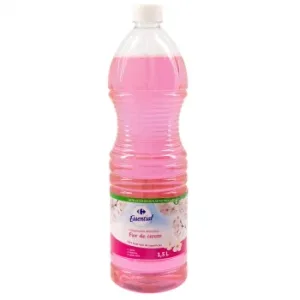 Friegasuelos Flor de Cerezo Carrefour Essential 1,5 L.