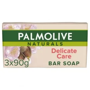 Jabón de Manos en Pastilla con Leche de Almendras Delicate Care Naturals Palmolive Pack 3 Unidades 90 G.