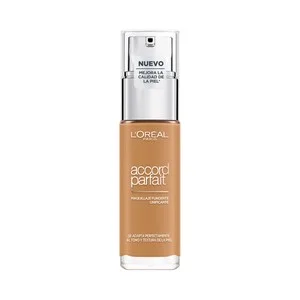 L'oréal Paris  Accord Perfect Tono 6.5 Caramel Base Maquillaje con Textura Fundente y sin Efecto Máscara.