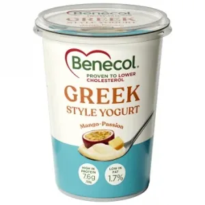 Leche Desnatada Fermentada Estilo Griego con Mango y Maracuyá Benecol 450 G.