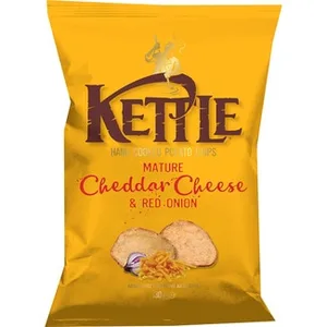 Patatas Fritas Sabor Queso Cheddar Maduro y Cebolla Roja  Kettle 130 G