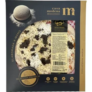 Pizza con Stracciatella, Escamas de Parmesano y Salsa de Trufa Exclusivo de el Corte Inglés Casa Modena