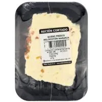 Queso Fresco Melocoton Naranja Recien Cortado, Cuña Aprox. 147 G