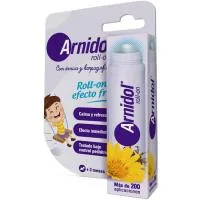 Roll On Efecto Frío Anti Golpes y Moratones Arnidol, Tubo 15 Ml